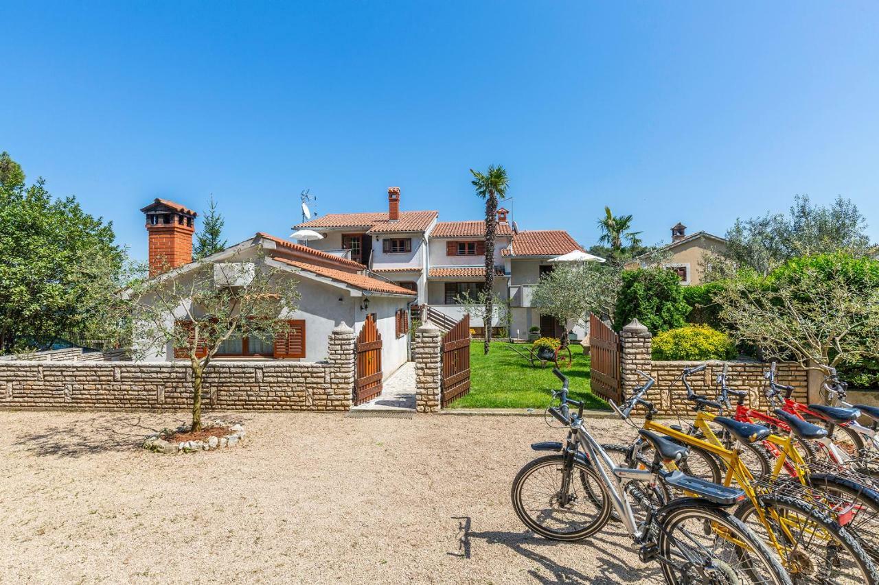 Apartments Rita Пореч Экстерьер фото
