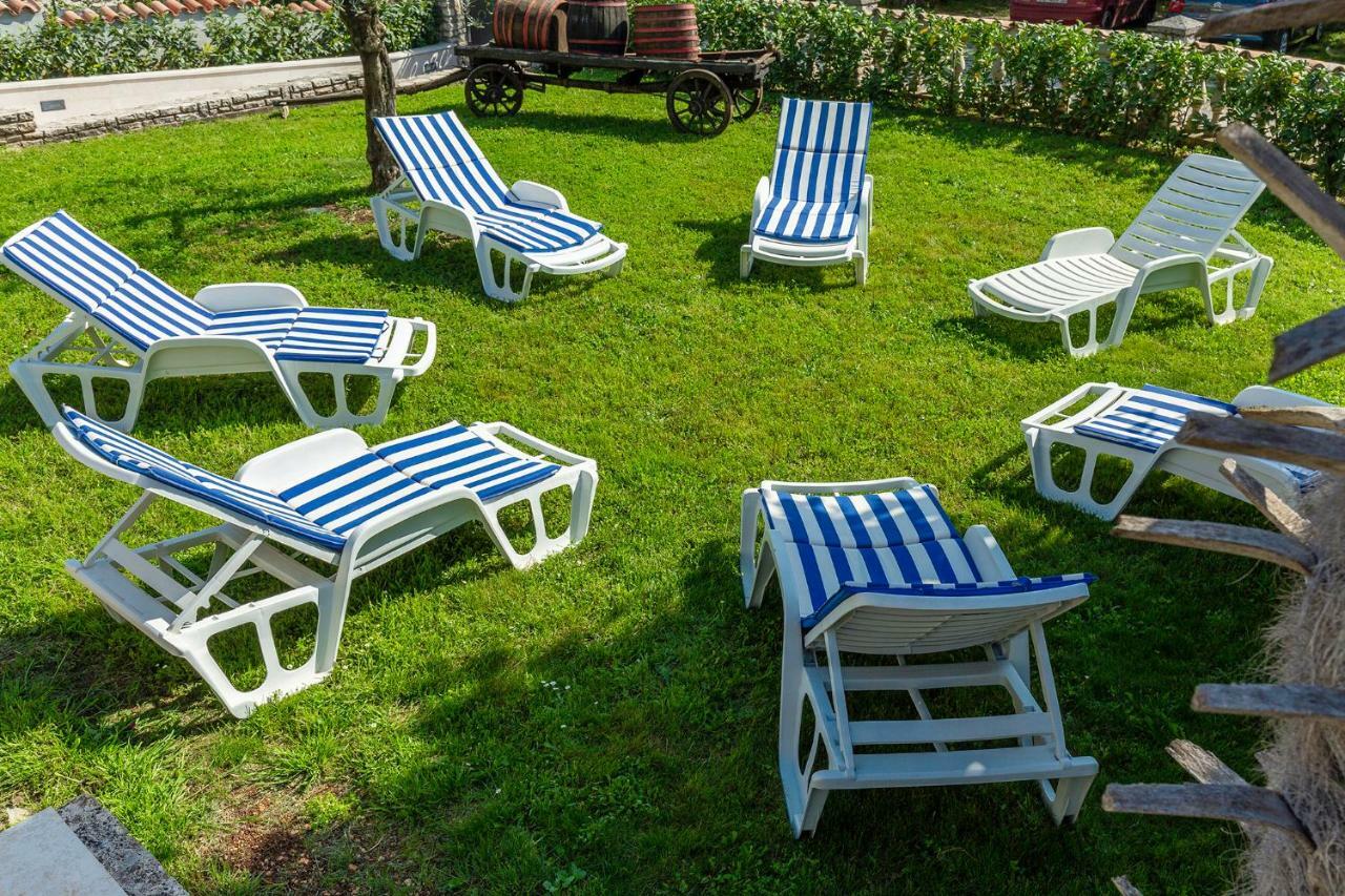 Apartments Rita Пореч Экстерьер фото