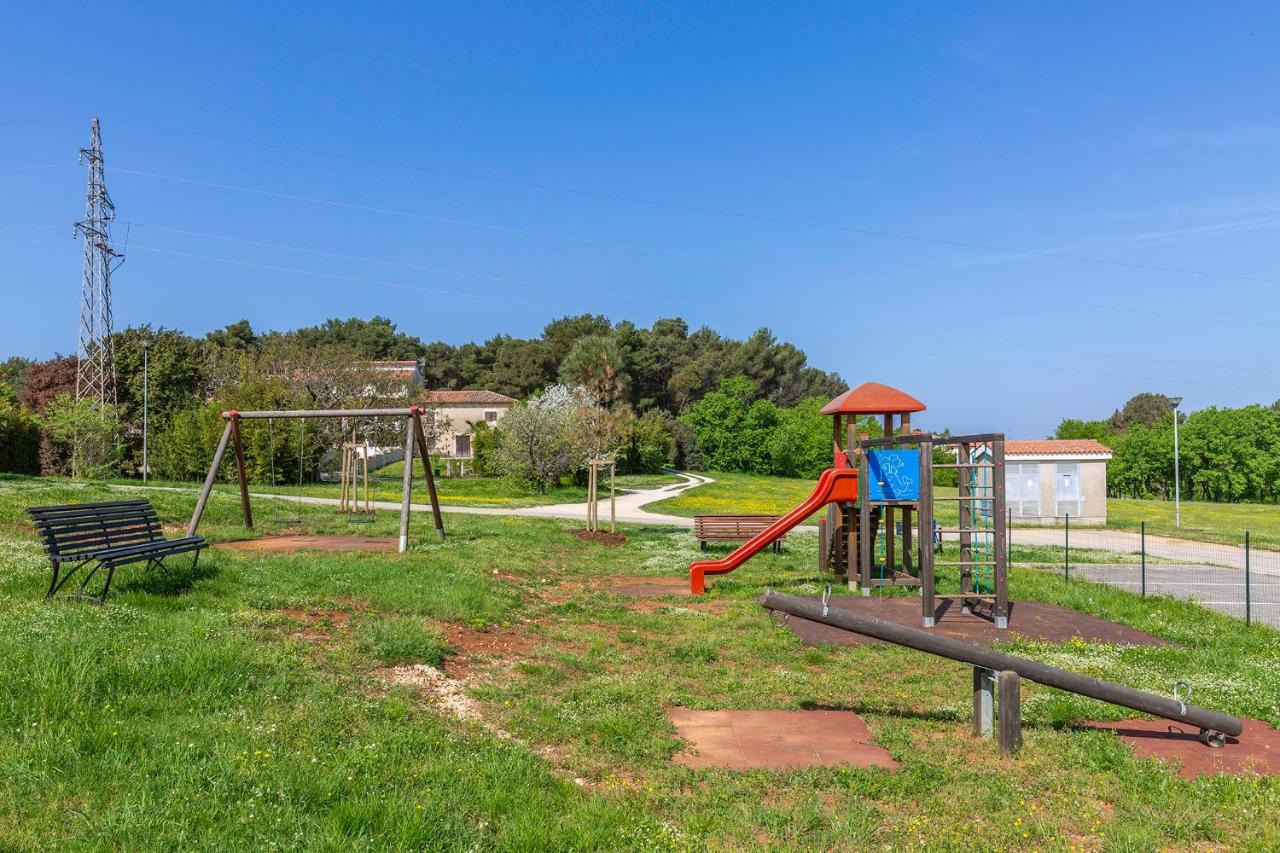 Apartments Rita Пореч Экстерьер фото