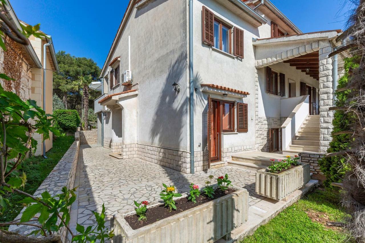 Apartments Rita Пореч Экстерьер фото