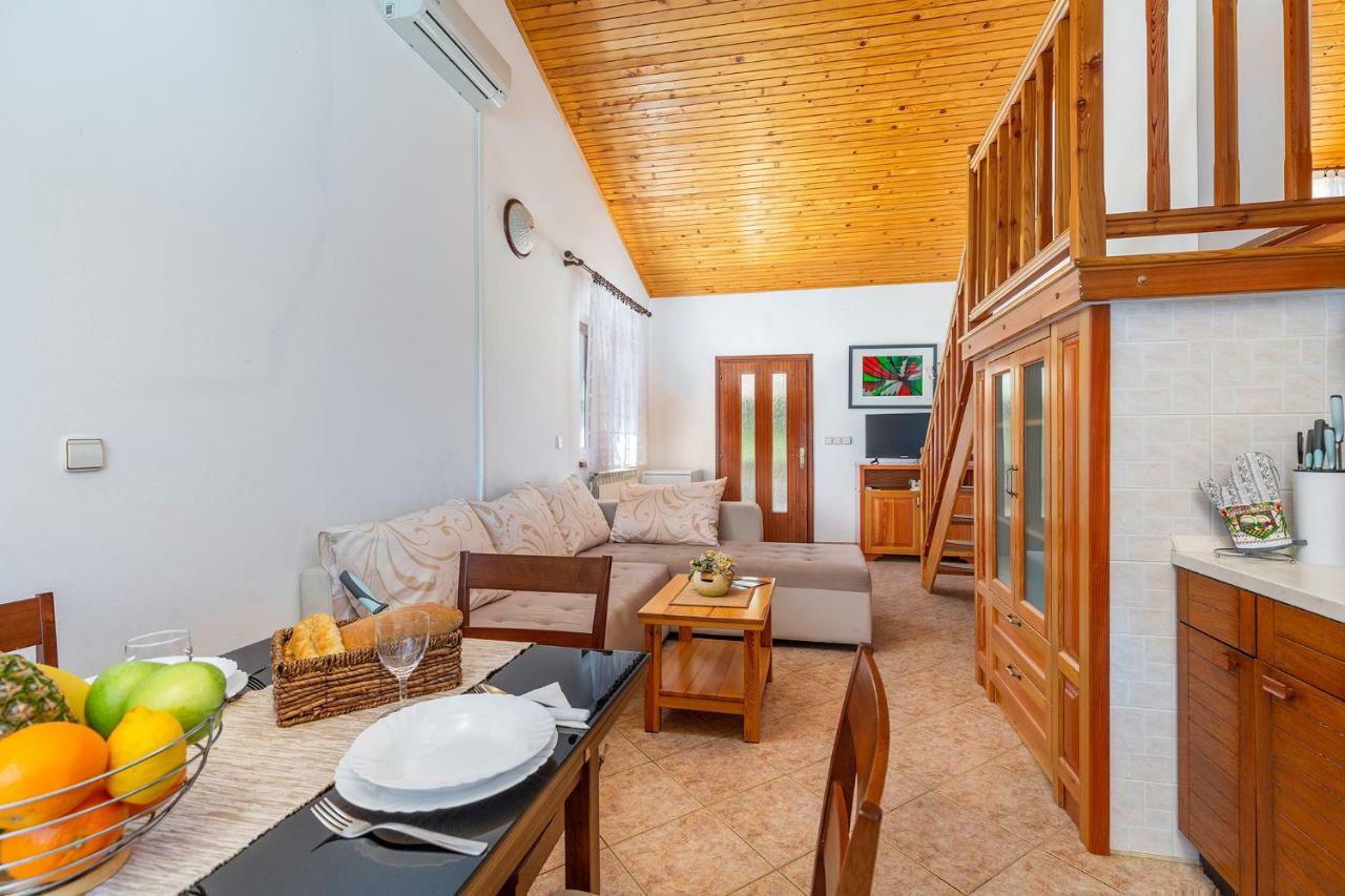 Apartments Rita Пореч Экстерьер фото